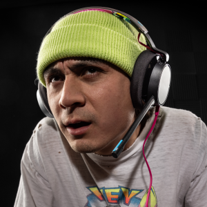SLYR Pro